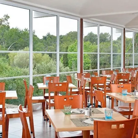 Resort Aluasun Cala Antena 3*