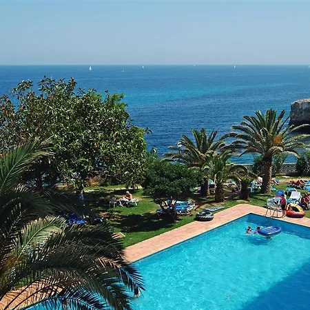 Aluasun Cala Antena Resort 3*