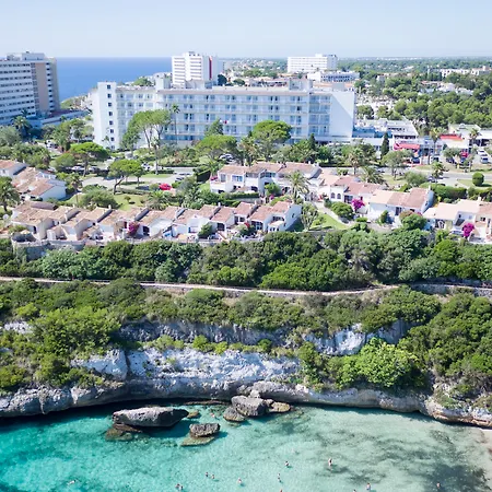 Resort Aluasun Cala Antena 3*