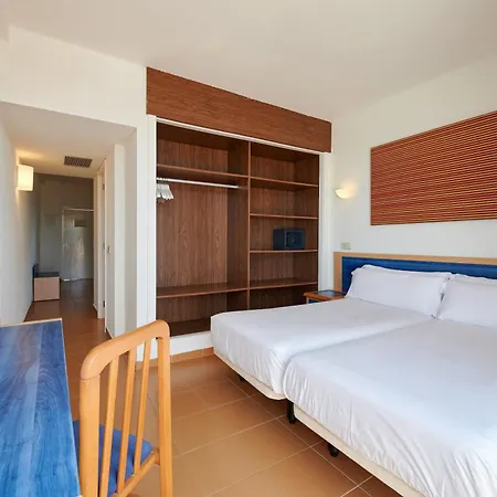 Aluasun Cala Antena Resort 3*