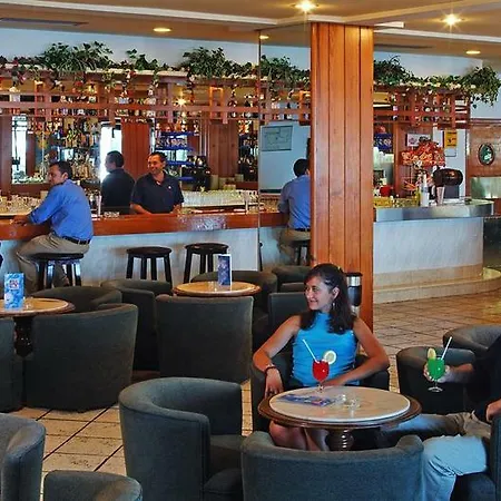 Resort Aluasun Cala Antena 3*